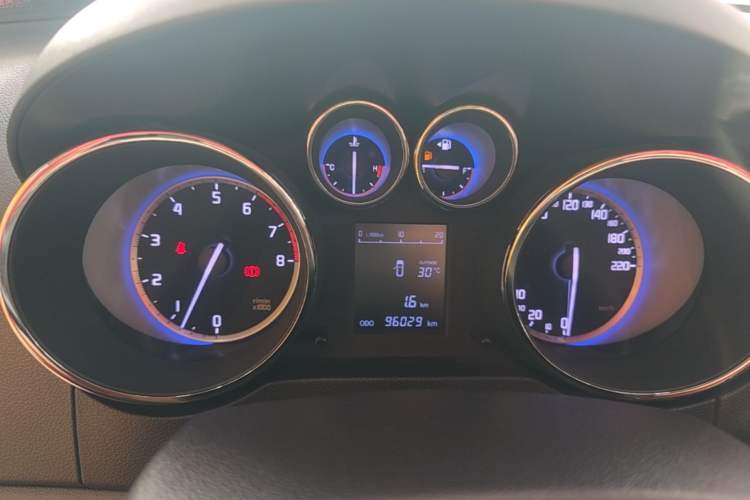 Used CHANGAN CS35 2016 1.6L Manual Luxury Model China V Standard Instrument Cluster