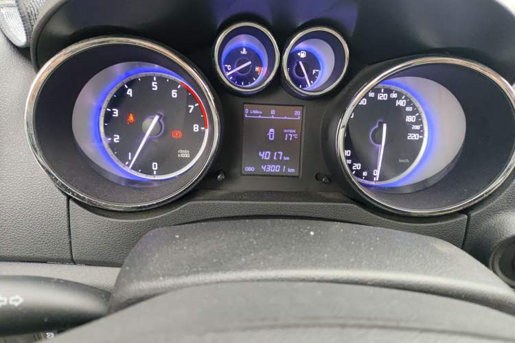 Used CHANGAN CS35 2016 1.6L Manual Luxury Model China IV Standard Instrument Cluster