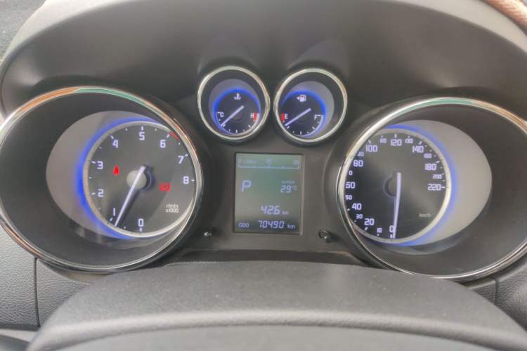 Used CHANGAN CS35 2016 1.6L Automatic Luxury Model China IV Standard Instrument Cluster