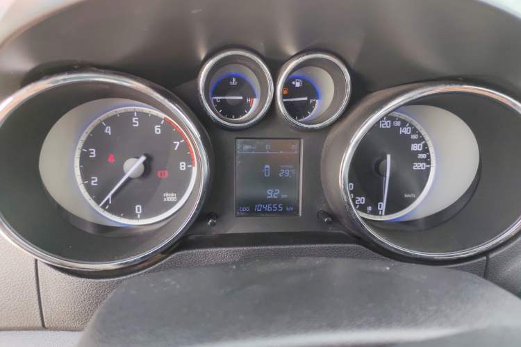 Used CHANGAN CS35 2016 1.6L Manual Luxury Model China V Standard Instrument Cluster