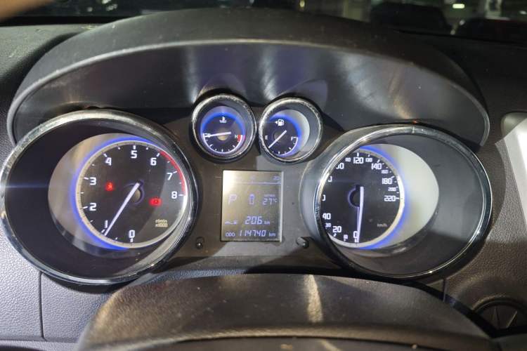 Used CHANGAN CS35 2016 1.6L Automatic Luxury Model China V Standard Instrument Cluster