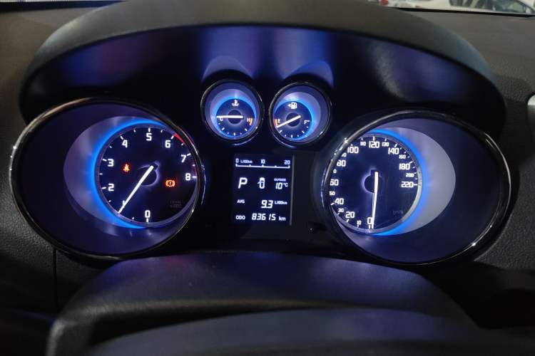 Used CHANGAN CS35 2016 1.6L Automatic Luxury Model China V Standard Instrument Cluster