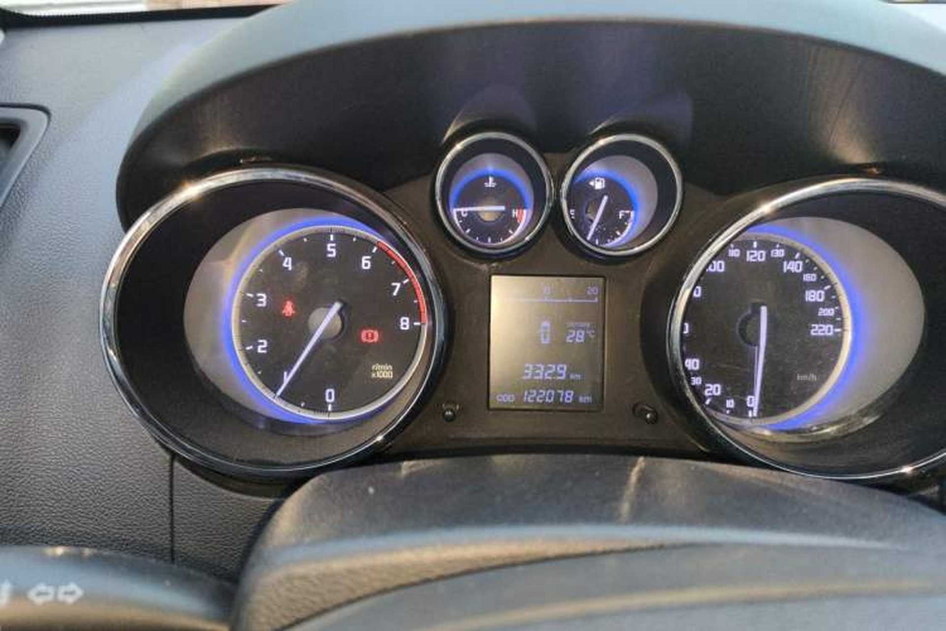 Used CHANGAN CS35 2016 1.6L Manual Luxury Model China IV Standard Instrument Cluster