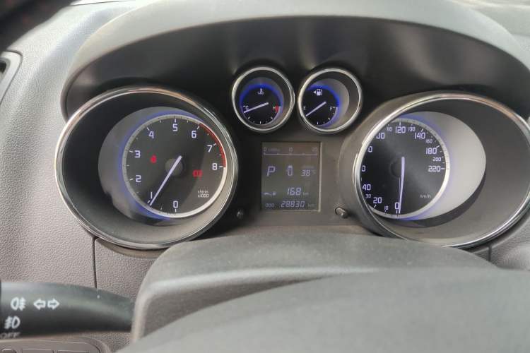 Used CHANGAN CS35 2016 1.6L Automatic Luxury Model China V Standard Instrument Cluster
