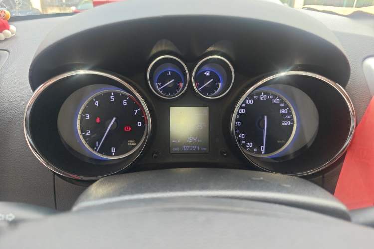 Used CHANGAN CS35 2016 1.6L Automatic Luxury Model China IV Standard Instrument Cluster