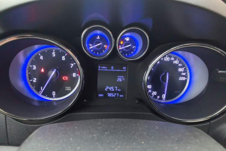 Used CHANGAN CS35 2016 1.6L Manual Luxury Model China IV Standard Instrument Cluster