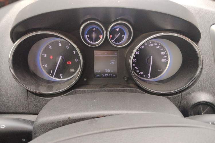 Used CHANGAN CS35 2016 1.6L Manual Luxury Model China V Standard Instrument Cluster