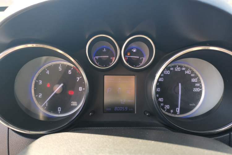 Used CHANGAN CS35 2016 1.6L Automatic Luxury Model China V Standard Instrument Cluster