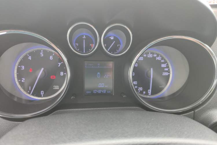Used CHANGAN CS35 2016 1.6L Manual Luxury Model China IV Standard Instrument Cluster