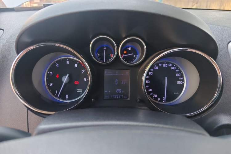 Used CHANGAN CS35 2016 1.6L Manual Luxury Model China IV Standard Instrument Cluster