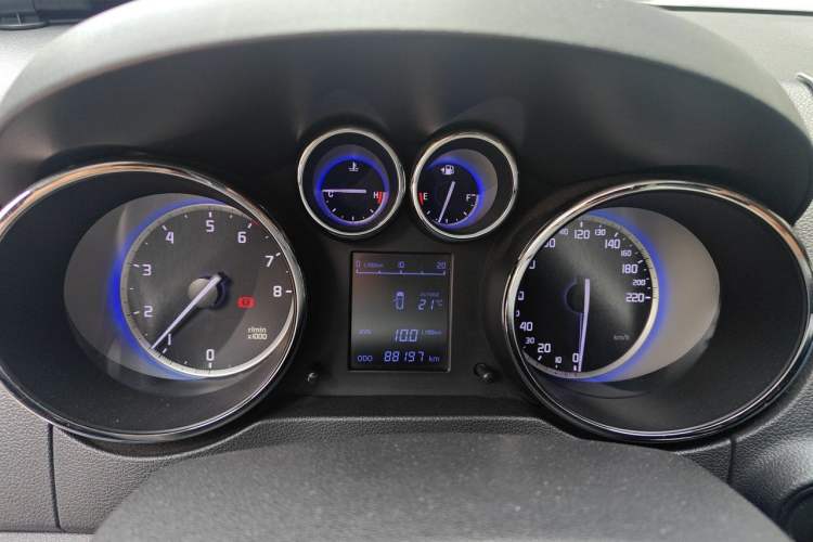 Used CHANGAN CS35 2016 1.6L Manual Luxury Model China V Standard Instrument Cluster
