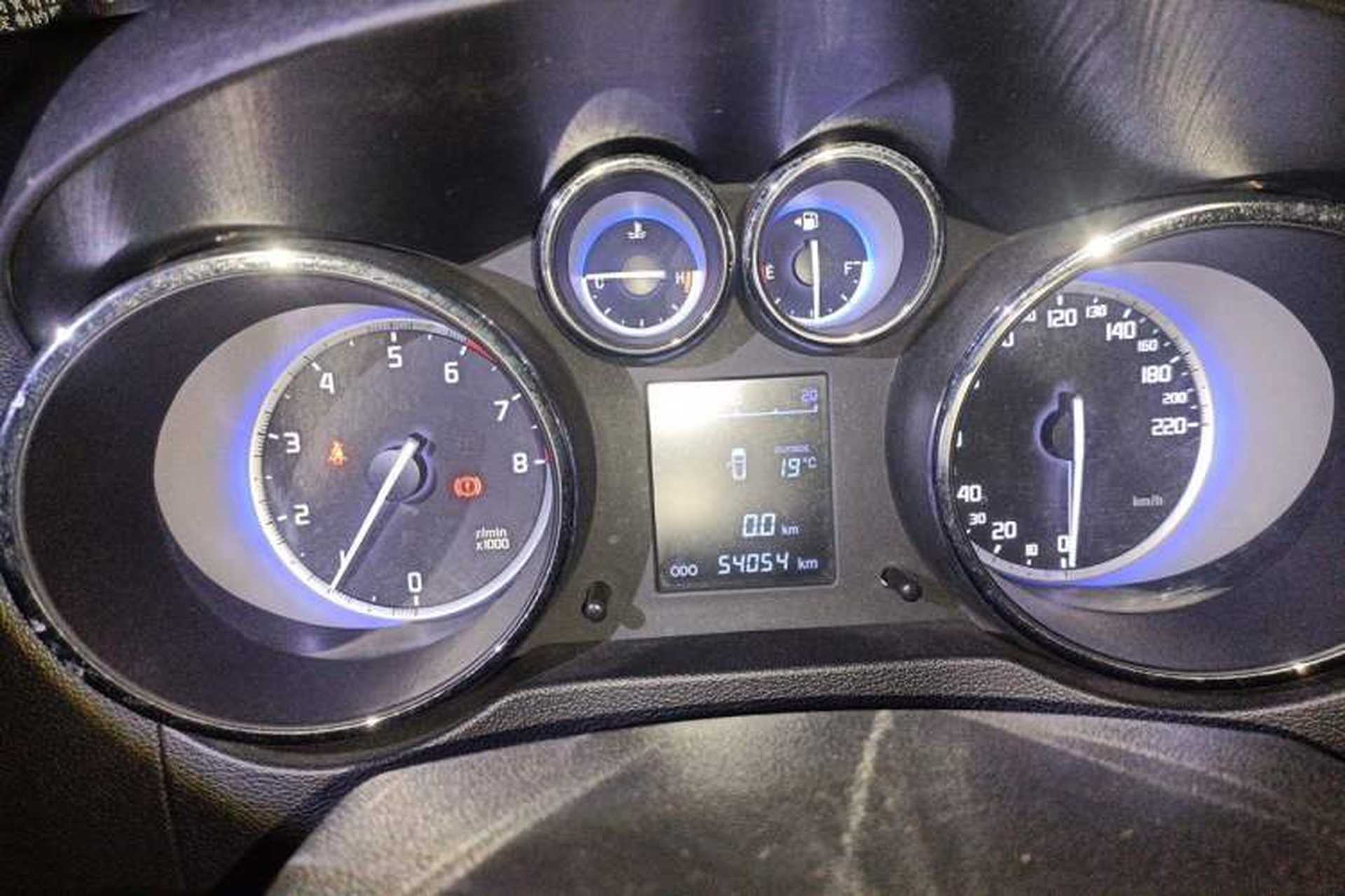 Used CHANGAN CS35 2016 1.6L Manual Luxury Model China V Standard Instrument Cluster