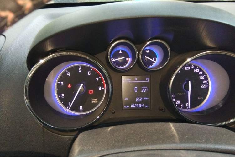 Used CHANGAN CS35 2016 1.6L Manual Luxury Model China IV Instrument Cluster