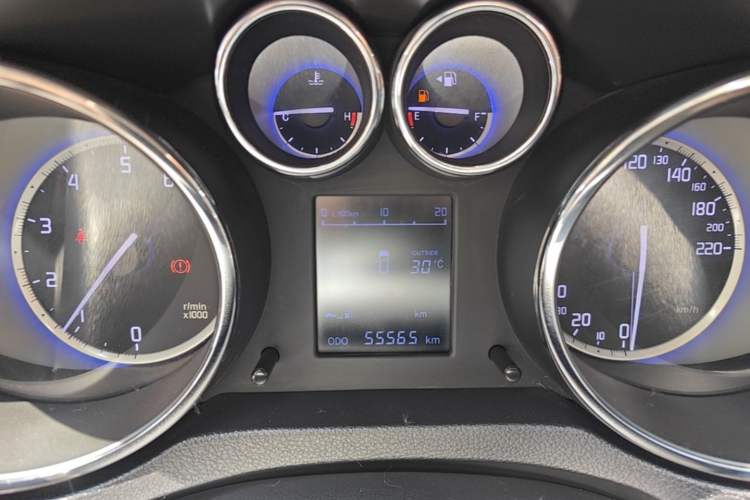 Used CHANGAN CS35 2016 1.6L Manual Luxury Model China V Standard Instrument Cluster