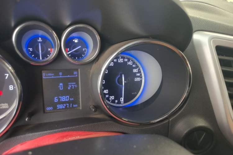 Used CHANGAN CS35 2016 1.6L Manual Luxury Model China V Standard Instrument Cluster