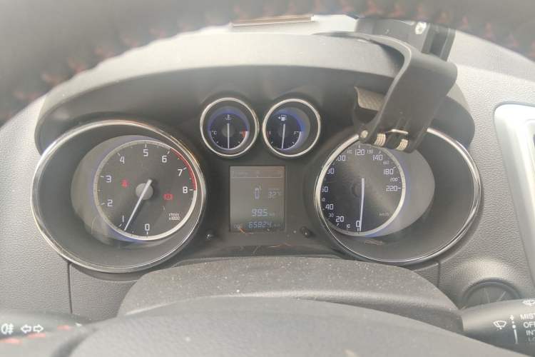 Used CHANGAN CS35 2016 1.6L Manual Luxury Model China V Standard Instrument Cluster
