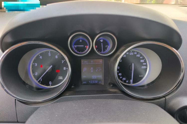 Used CHANGAN CS35 2016 1.6L Automatic Luxury Model China IV Standard Instrument Cluster