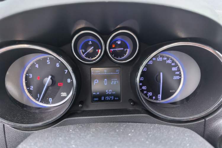 Used CHANGAN CS35 2016 1.6L Automatic Luxury Model China IV Standard Instrument Cluster