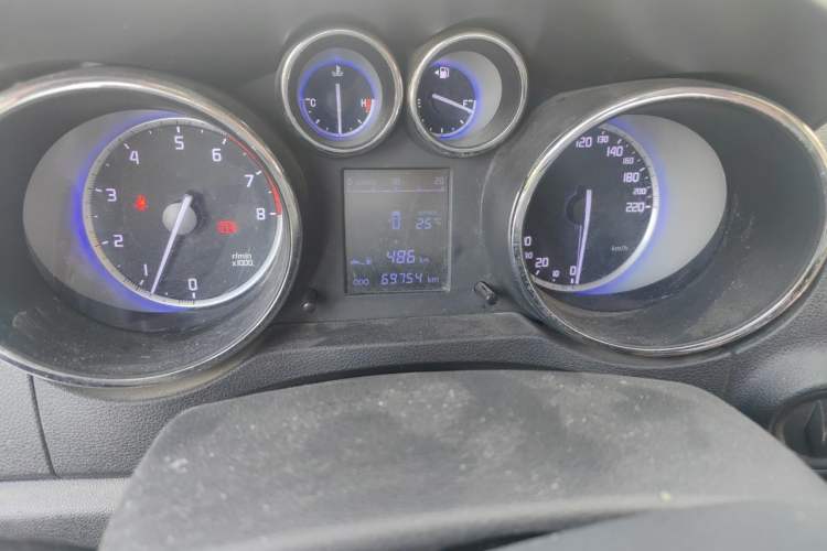 Used CHANGAN CS35 2016 1.6L Manual Luxury Model China V Standard Instrument Cluster