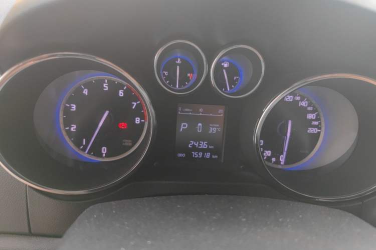 Used CHANGAN CS35 2016 1.6L Automatic Luxury Model China V Standard Instrument Cluster