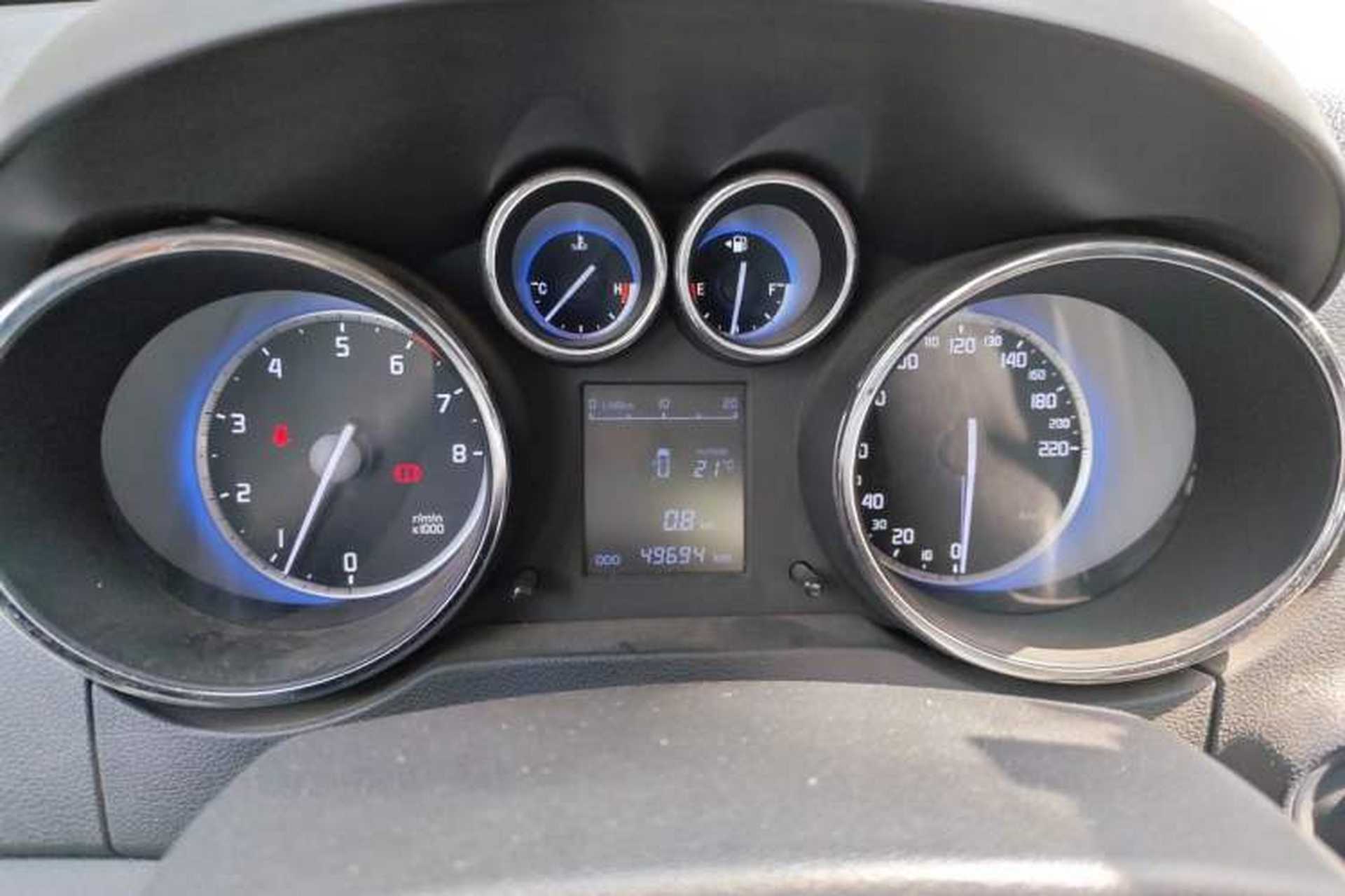 Used CHANGAN CS35 2016 1.6L Manual Luxury Model China V Standard Instrument Cluster