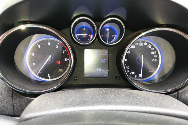 Used CHANGAN CS35 2016 1.6L Automatic Luxury Model China V Standard Instrument Cluster