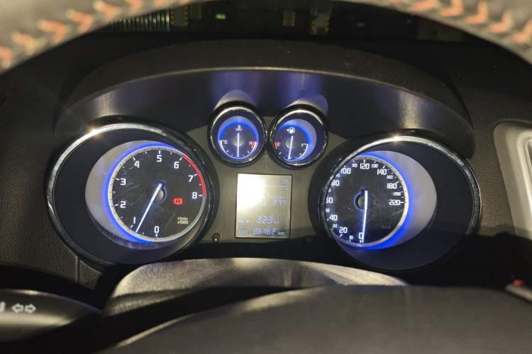 Used CHANGAN CS35 2016 1.6L Manual Luxury Model China V Standard Instrument Cluster