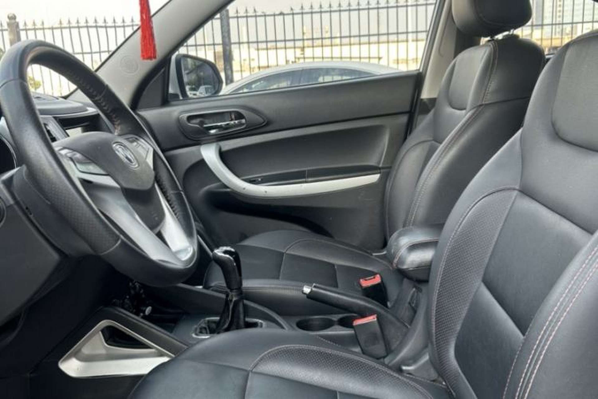Used CHANGAN CS35 2016 1.6L Manual Luxury Model China V Standard Interior 6