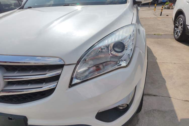 Used CHANGAN CS35 2016 1.6L Manual Luxury Model China V Standard Left Front Headlight