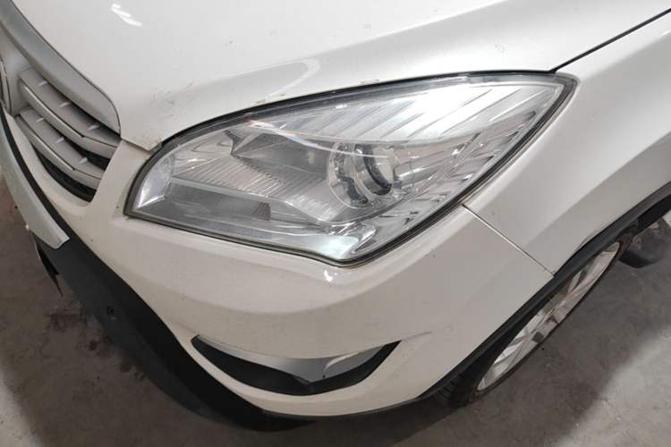 Used CHANGAN CS35 2016 1.6L Automatic Luxury Model China IV Standard Left Front Headlight