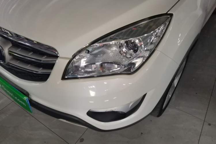 Used CHANGAN CS35 2016 1.6L Manual Luxury Model China IV Left Front Headlight