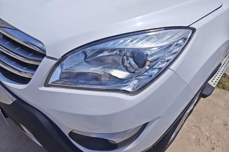 Used CHANGAN CS35 2016 1.6L Manual Luxury Model China V Standard Left Front Headlight