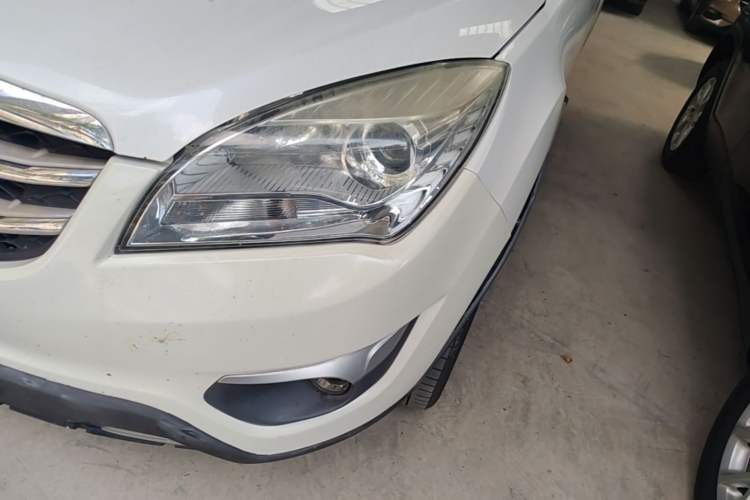 Used CHANGAN CS35 2016 1.6L Automatic Luxury Model China V Standard Left Front Headlight
