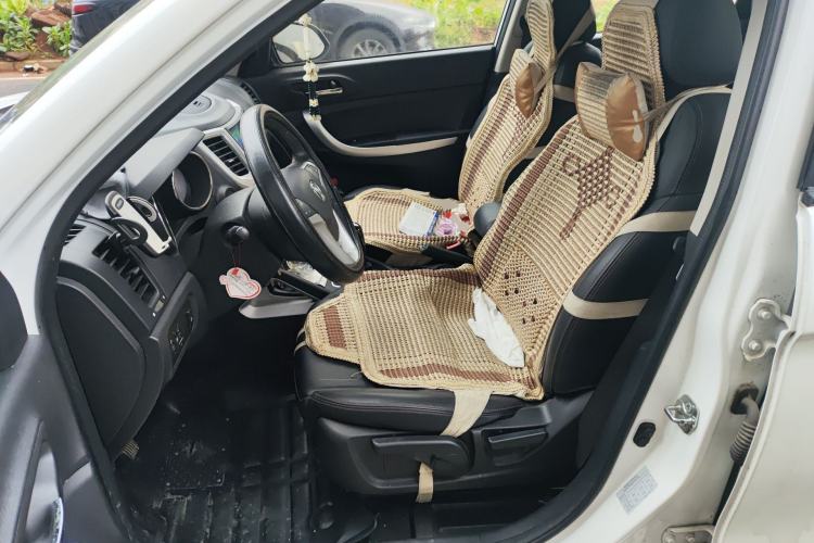Used CHANGAN CS35 2016 1.6L Manual Luxury Model China IV Standard Left Front Seat