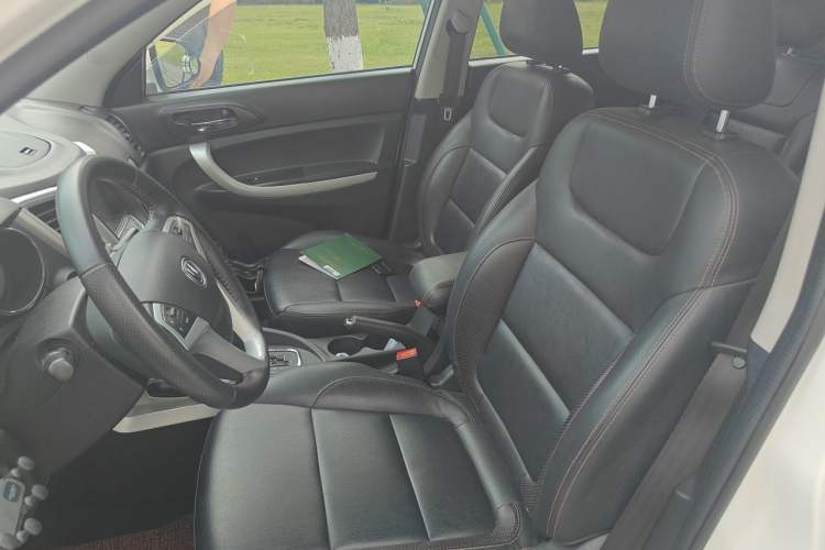 Used CHANGAN CS35 2016 1.6L Automatic Luxury Model China V Standard Left Front Seat