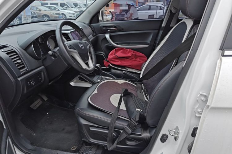 Used CHANGAN CS35 2016 1.6L Automatic Luxury Model China V Standard Left Front Seat