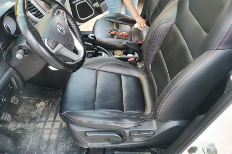 Used CHANGAN CS35 2016 1.6L Manual Luxury Model China IV Standard Left Front Seat