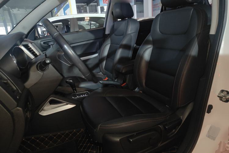 Used CHANGAN CS35 2016 1.6L Automatic Luxury Model China V Standard Left Front Seat