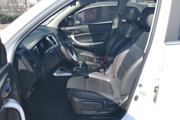 Used CHANGAN CS35 2016 1.6L Automatic Luxury Model China V Standard Left Front Seat