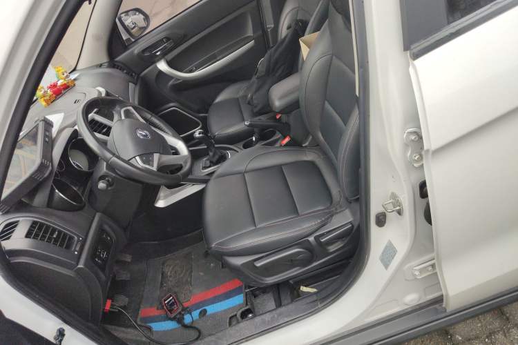 Used CHANGAN CS35 2016 1.6L Manual Luxury Model China IV Standard Left Front Seat