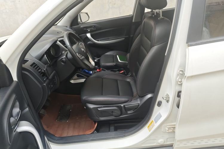 Used CHANGAN CS35 2016 1.6L Manual Luxury Model China IV Standard Left Front Seat