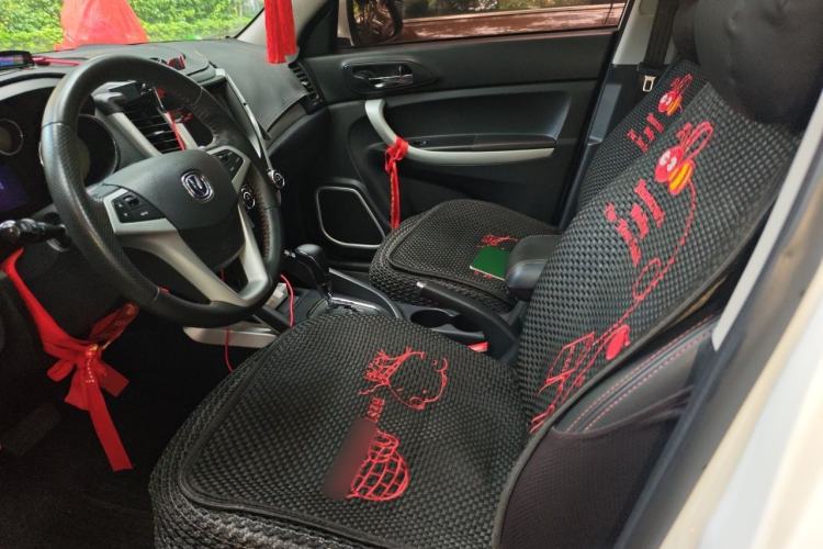 Used CHANGAN CS35 2016 1.6L Automatic Luxury Model China IV Standard Left Front Seat