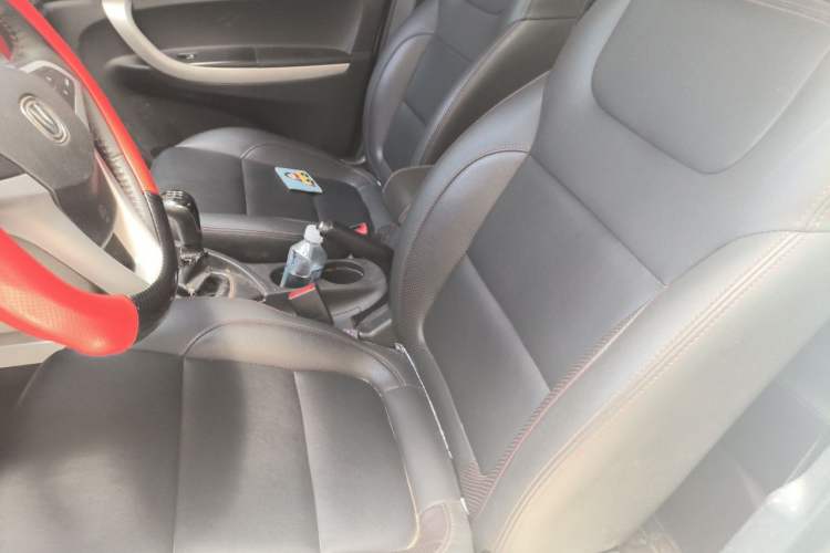 Used CHANGAN CS35 2016 1.6L Manual Luxury Model China IV Standard Left Front Seat
