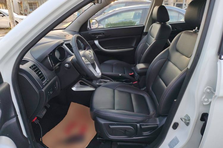 Used CHANGAN CS35 2016 1.6L Automatic Luxury Model China V Standard Left Front Seat