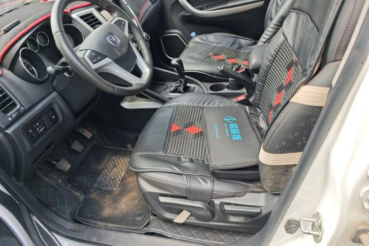 Used CHANGAN CS35 2016 1.6L Manual Luxury Model China IV Standard Left Front Seat