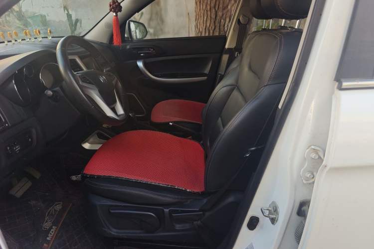 Used CHANGAN CS35 2016 1.6L Automatic Luxury Model China IV Standard Left Front Seat