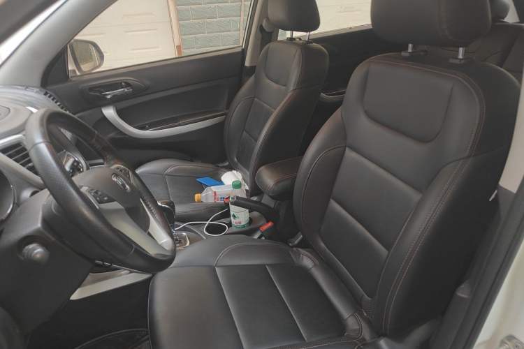 Used CHANGAN CS35 2016 1.6L Automatic Luxury Model China IV Standard Left Front Seat