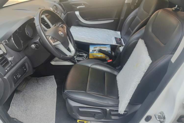 Used CHANGAN CS35 2016 1.6L Automatic Luxury Model China IV Standard Left Front Seat