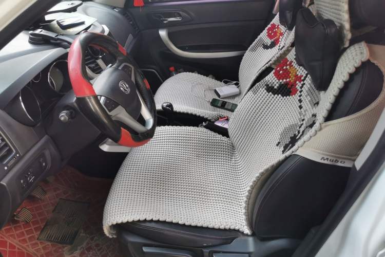 Used CHANGAN CS35 2016 1.6L Manual Luxury Model China IV Standard Left Front Seat