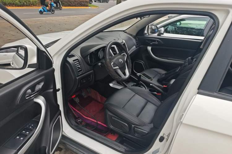 Used CHANGAN CS35 2016 1.6L Manual Luxury Model China V Standard Left Front Seat